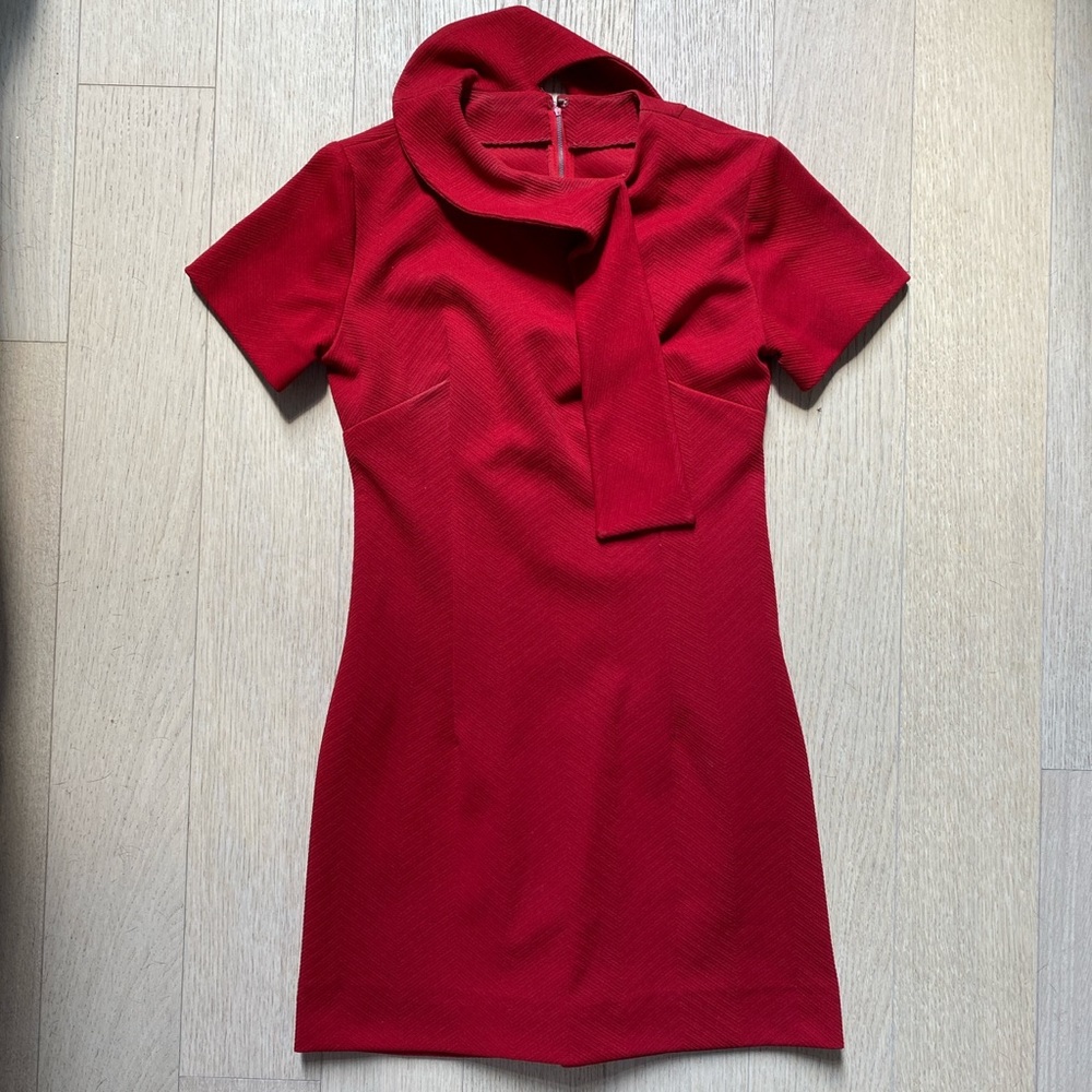 Small Red Short Sleeve Dress
